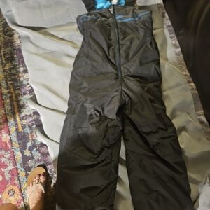 Zero exposure boys snow pants size 5 -6